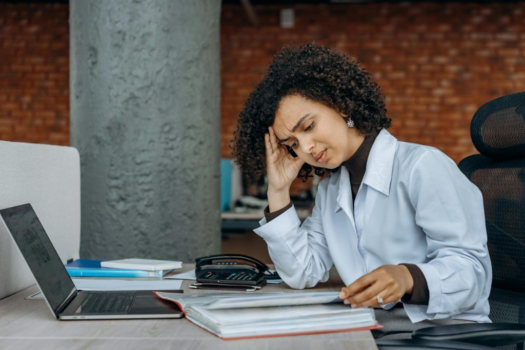 Navigating Burnout: A Guide to Lawyer Mental Health and Recovery