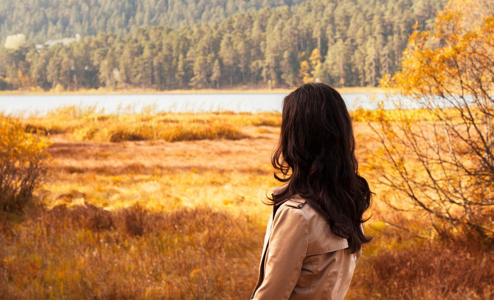 When Love Feels Distant: Understanding Loneliness in Relationships